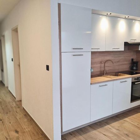 Bellistra Apartman Rabac - E Lägenhet Exteriör bild