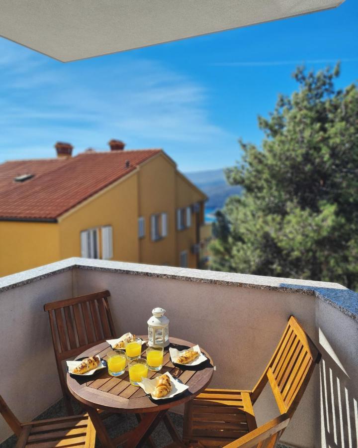 Bellistra Apartman Rabac - E Lägenhet Exteriör bild
