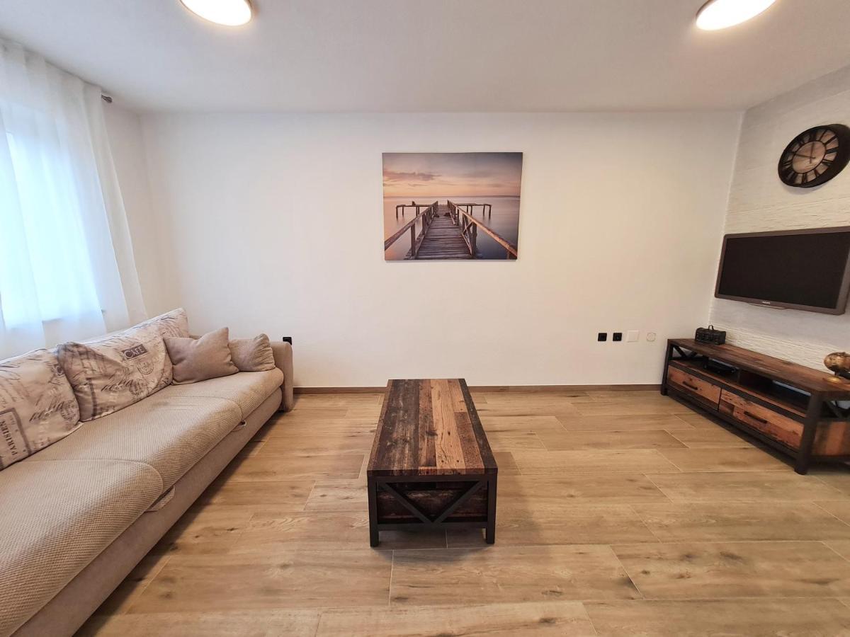 Bellistra Apartman Rabac - E Lägenhet Exteriör bild